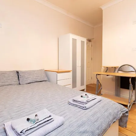 Cosy Studio Flat In The Polygon Southampton Exterior photo